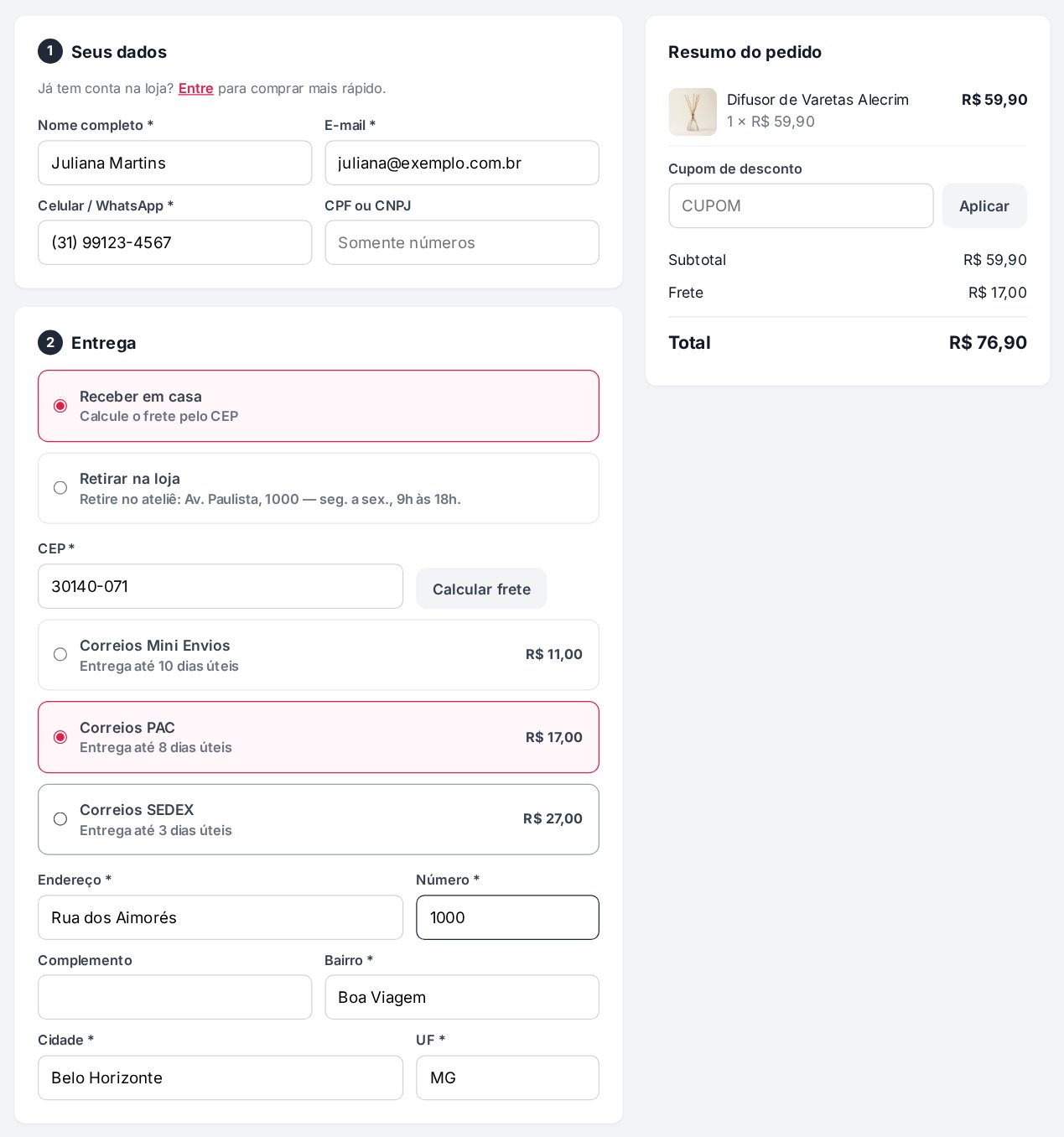 Checkout com Receber em casa marcado, Retirar na loja como alternativa, as opções Correios Mini Envios, PAC e SEDEX, Correios PAC escolhido e o resumo com frete de R$ 17,00 e total de R$ 76,90